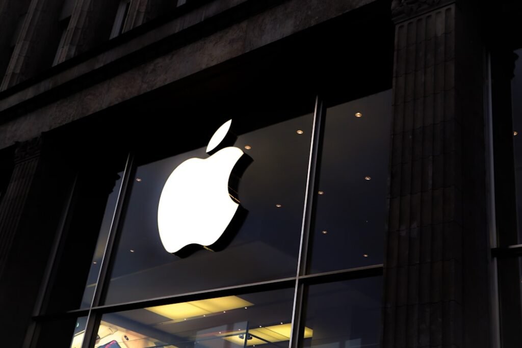Apple Reports .4 Trillion in App Store Sales, 90% Commission-Free