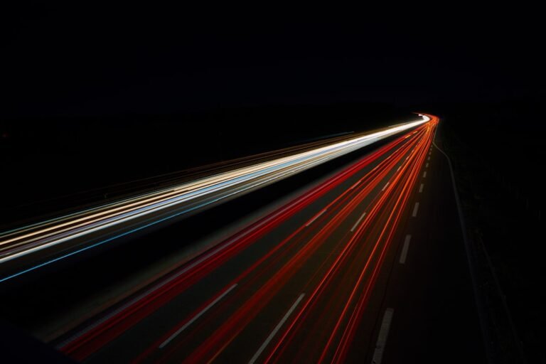 High-Bandwidth Flash Revolutionizes Storage Efficiency for AI Model Weights