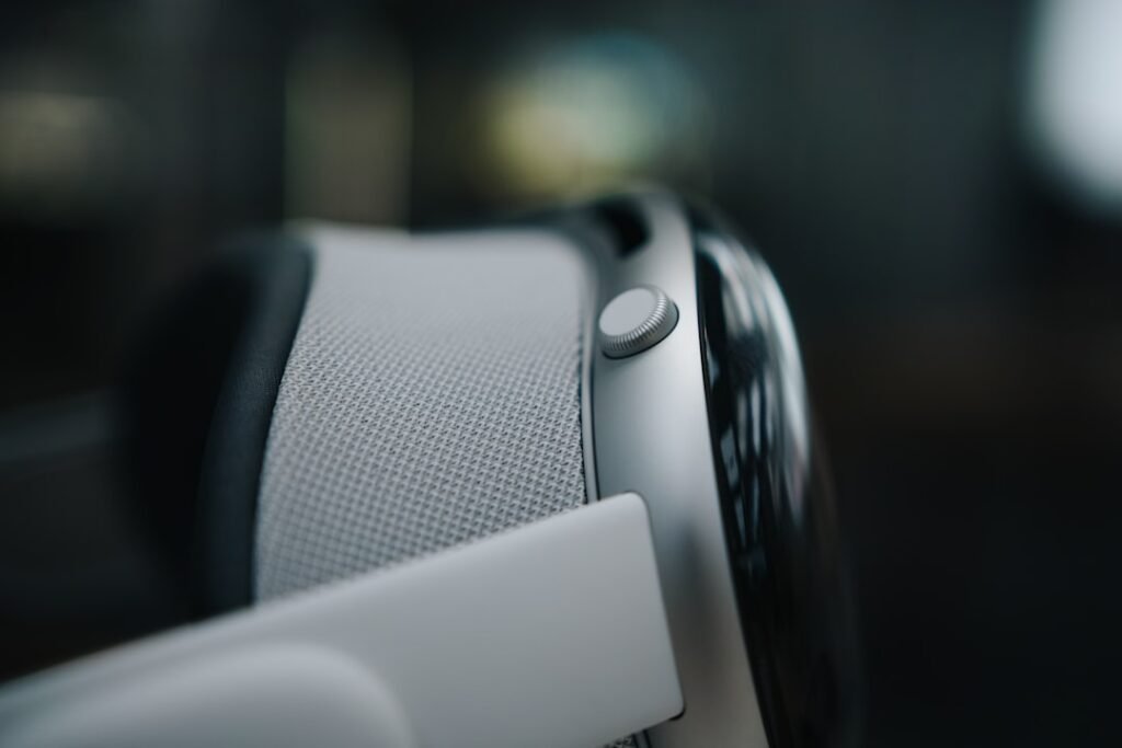 Apple’s Smart Glasses: Balancing Innovation with Privacy Concerns